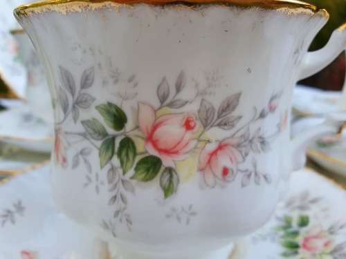 PARAGON Affection trio3