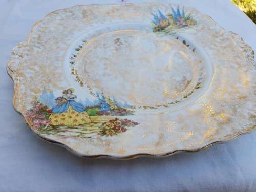 colclough crinoline lady in garden