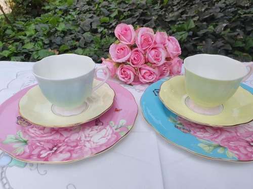 ROYAL ALBERT RARE MIXMATCH TRIO'S