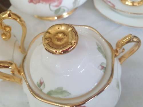 Royal Albert Utra RARE 100 years celebration series Poppy Teapot ONLY!!!!!