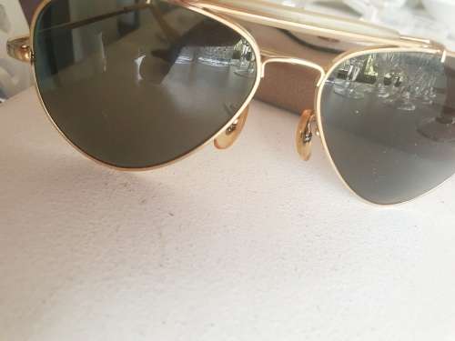 VINTAGE 1970s Ray-Ban Original box, in cluding sunglases with glass lenses 24kt gold plated- no LOGO