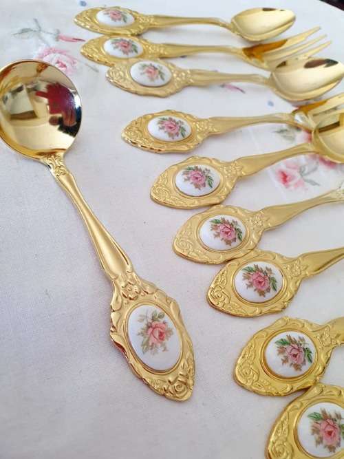 eetrite SET 1 WITH SUGAR SPOON INCLUDED GOLD PLATED