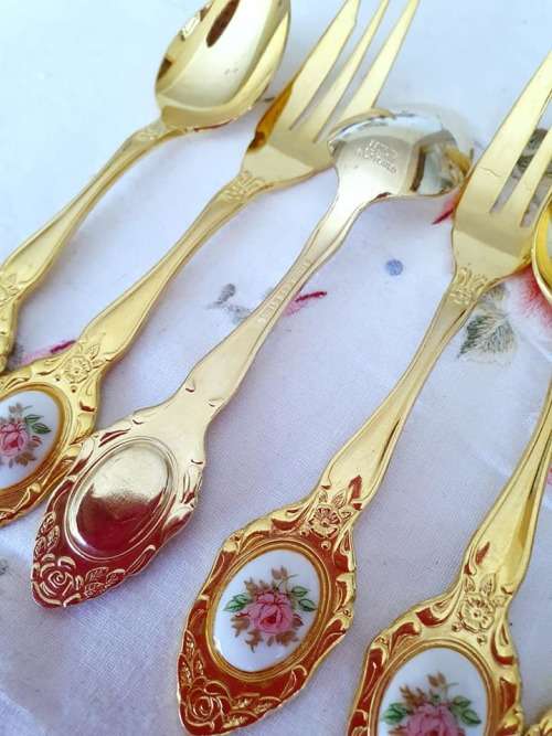 eetrite SET 1 WITH SUGAR SPOON INCLUDED GOLD PLATED
