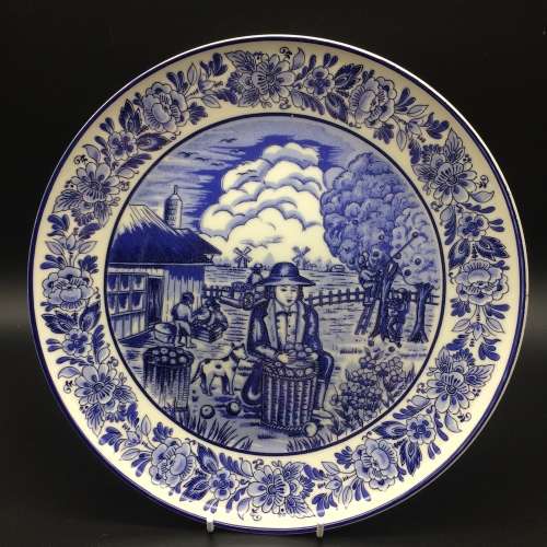 De Kruik Delftware Plate