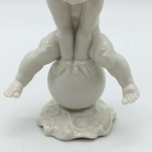 Cute `Hutschenreuther` Cherub Figure
