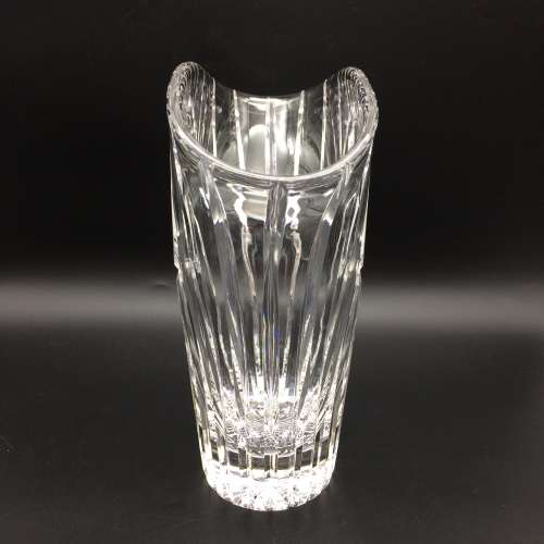 Exceptional Vintage `Stuart` Crystal Vase