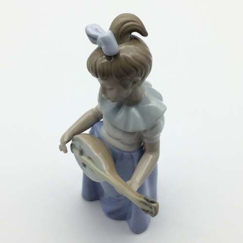Early `Nao` by Lladro Young Girl Figurine