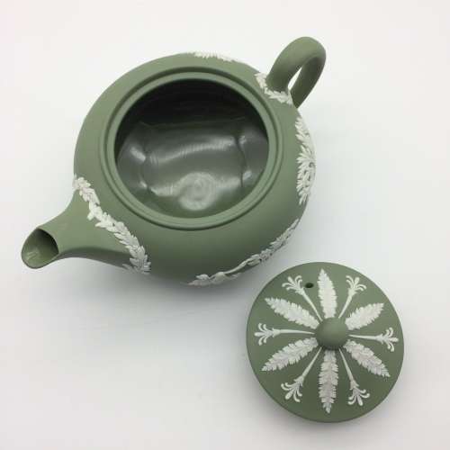 Early Green Wedgwood Jasperware Teapot and Lid (1936)