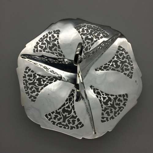 Vintage Silver-Plated Dessert or Snack Stand