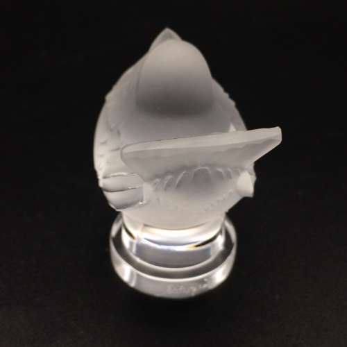 Signed `Lalique` Crystal `Robin` Figurine ( Janet )