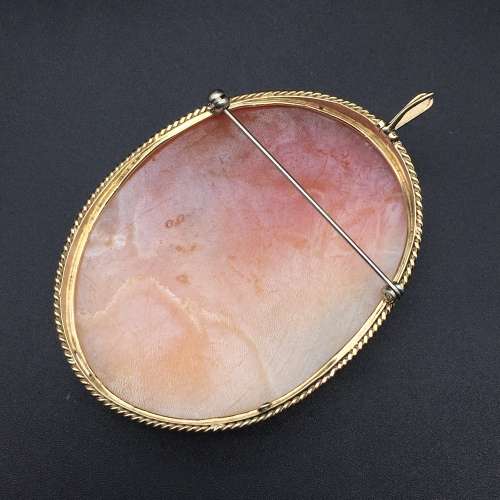 Early 9ct Gold large Cameo Brooch or Pendant