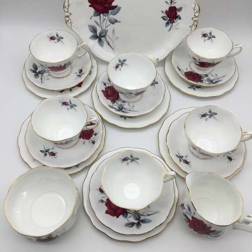 Early Royal Albert `Sweet Romance` 21 Piece Tea Set