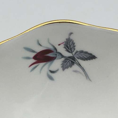 Early Royal Albert `Sweet Romance` 21 Piece Tea Set