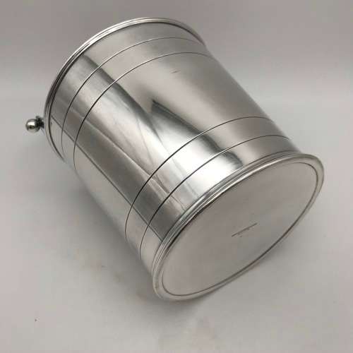 Fine Quality Antique Silver-Plated Ice Bucket (Daniel and Arter)