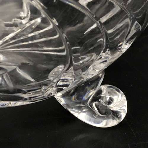 Large Attractive Round `Rose-Cut` Vase