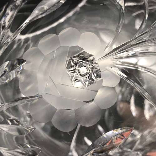 Large Attractive Round `Rose-Cut` Vase