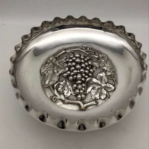 Beautiful Antique Silver-Plated Fruit Bowl (Walker & Hall)