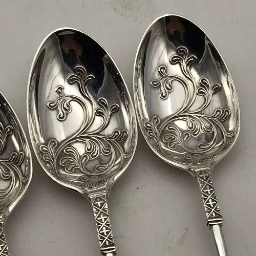 Victorian Sterling Silver Teaspoons & Tongs (Cased)