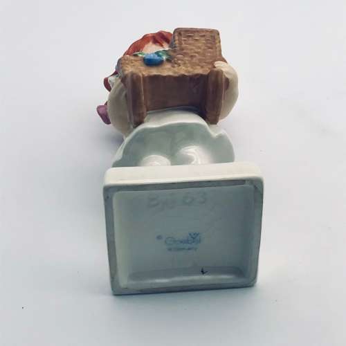 Goebel `Nurse` Figurine (Charlot Byj)