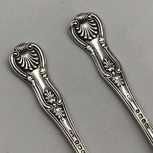 Pair Victorian Solid Silver `Kings Pattern` Salt Spoons (1860)