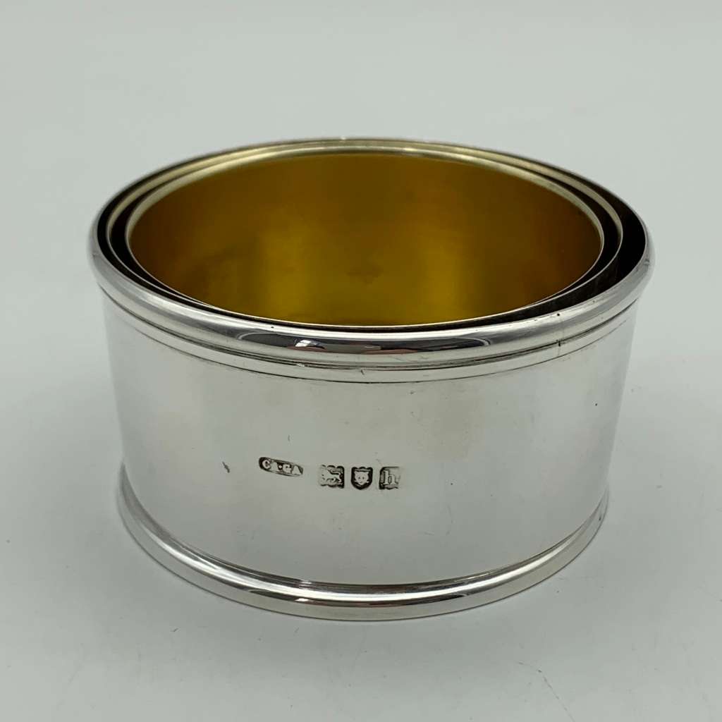 Antique Silver `Asprey`s` Collapsible Travelling Beaker (Cased)