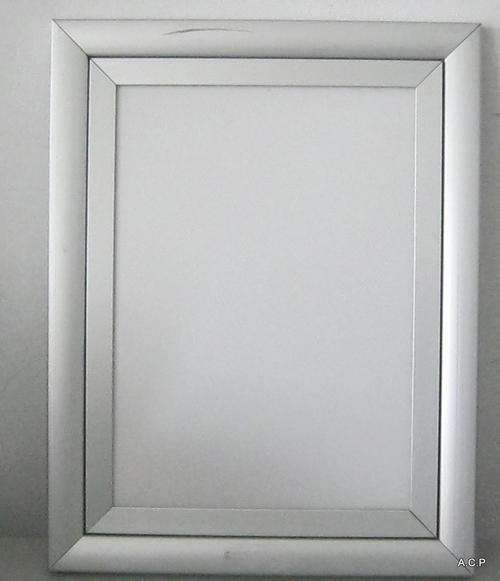 ALIMINIUM SNAPPER  FRAME(+-39cm x30cm)