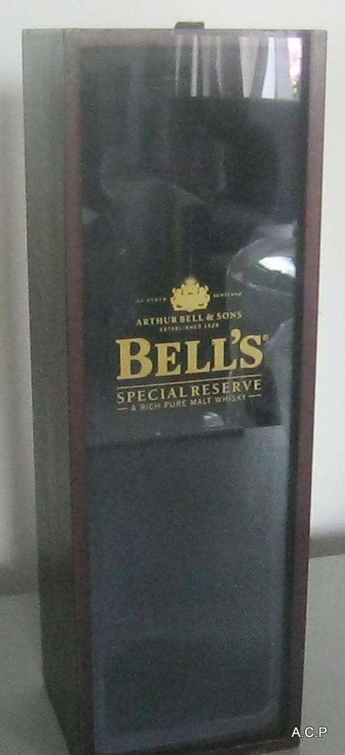 BELL'S BOTTLE HOLDER IN WOODEN BOX
