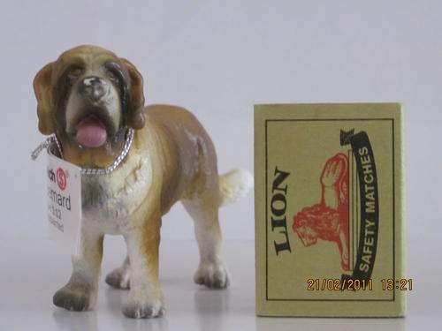 Saint Bernard - Hand Painted Dogs Manufactured By Schleich - Plastic
