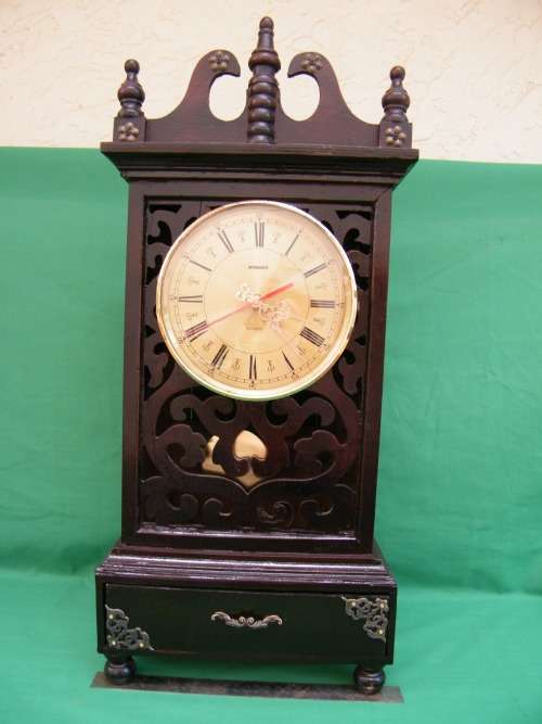 Mantel Clock (Parcel Type: M&B)