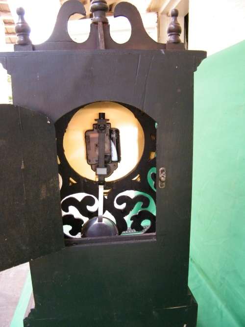 Mantel Clock (Parcel Type: M&B)