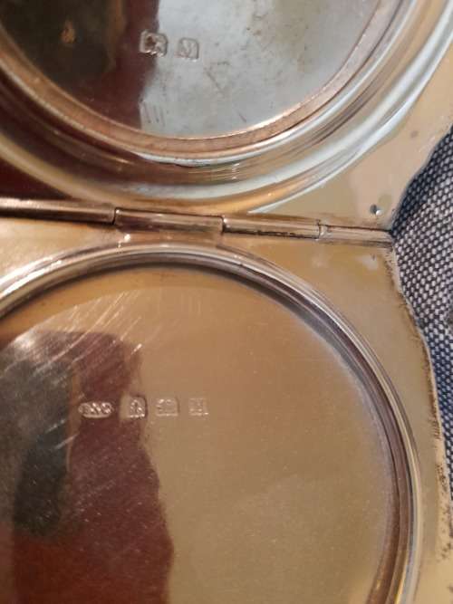 SILVER POWDER COMPACT