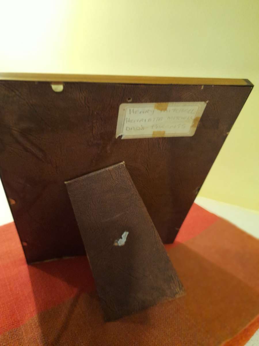 GILT METAL PHOTOFRAME