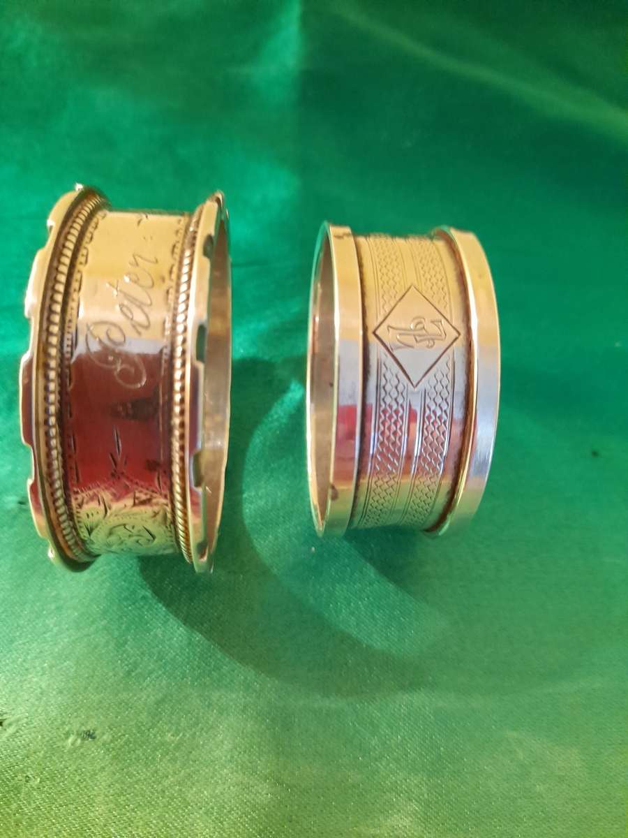 SILVER SERVIETTE RINGS