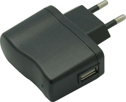 ---> TRINITY UNIVERSAL USB ADAPTOR, FOR USB POWERED & CHARGING DEVICES, 5V OUTPUT 1500mA MAX <---