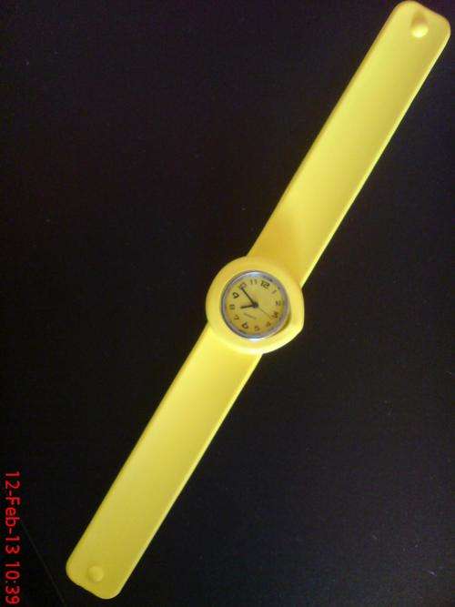 **Slap strap Rubberised Watch**