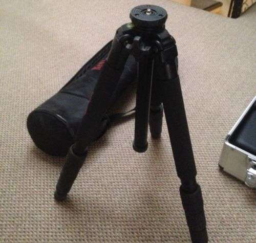 Read snapper 3-Section Alloy Tripod and carry bag