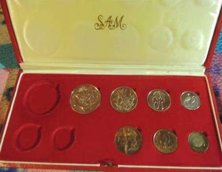 1979 Proof set in box, incomplete.