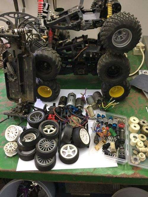 4 Tamiya cars and spares