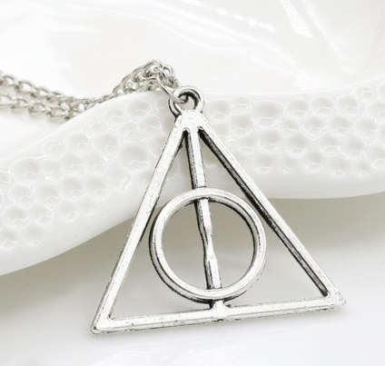 (LOCAL STOCK!!0 Harry Potter Deathley Hollows Necklace