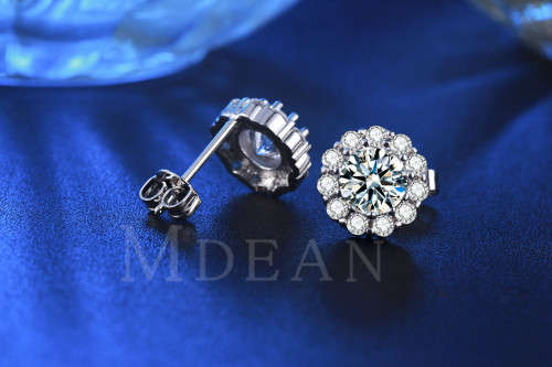 Silver Earings for women With Simulated Diamond