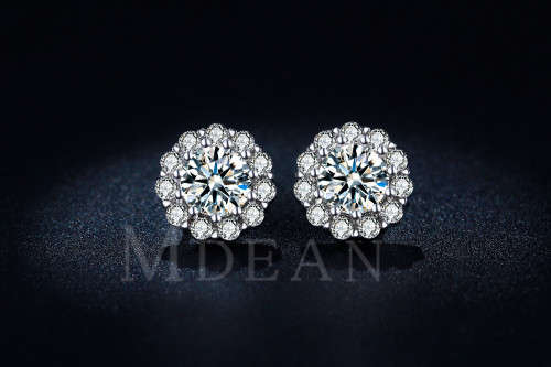 Silver Earings for women With Simulated Diamond