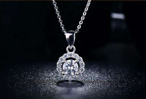 Exquisite White Gold Filled Necklace With 15 Handcrafted Simulated Diamonds
