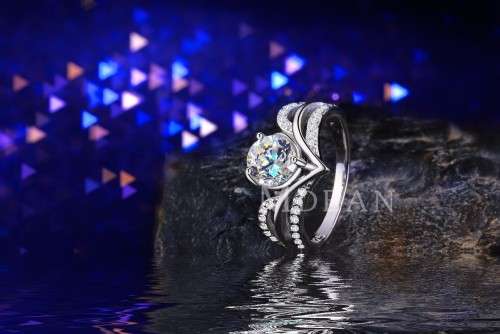 Solid Sterling Silver Ring With 1ct Simulated Diamond Size 7 US