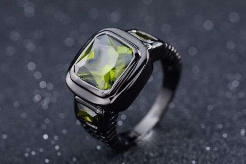 Magnificent Mens Olive Peridot 18K Black Gold Filled Ring Size10
