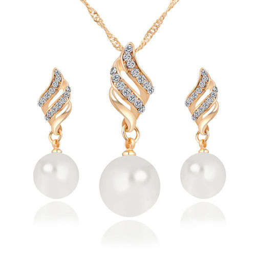 Alluring Gold Plated Pearl Necklace And Earrings Set (June Bithstone)