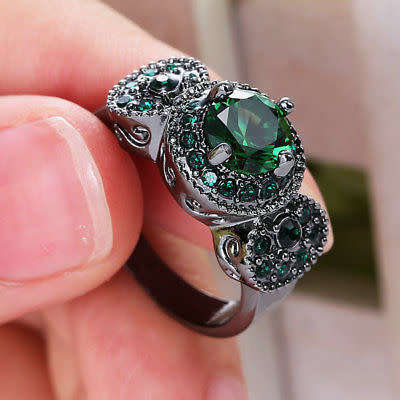 AMAZING!! 18kt Black Gold Filled Emerald Ring Size 7 US (May Birthstone)