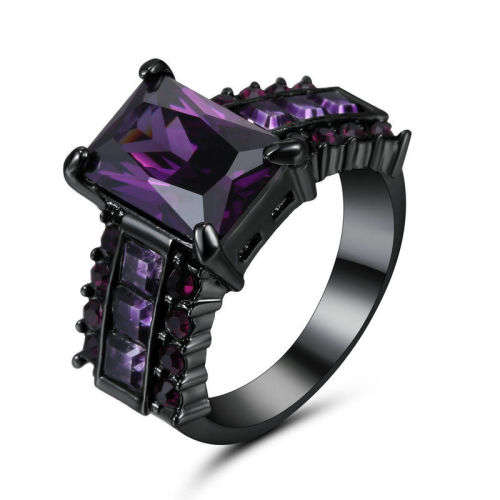 TERRIFIC!! 10KT Black Gold Filled Ring With  Purple Amethyst Crystal Size 6 US