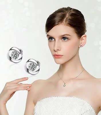 SPLENDID!! 925 Silver Earrings With Simulated Diamonds (April Birthstone)