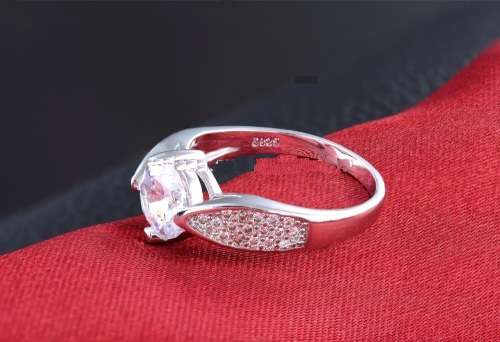 BRILLIANT!! White Gold Filled 1.38ct Simulated Diamond Engagement Ring Size 6 US