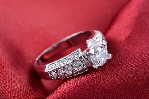 2.00ct Hand Crafted Simulated Diamond Engagement Ring